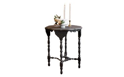 George Table - Pella Rental